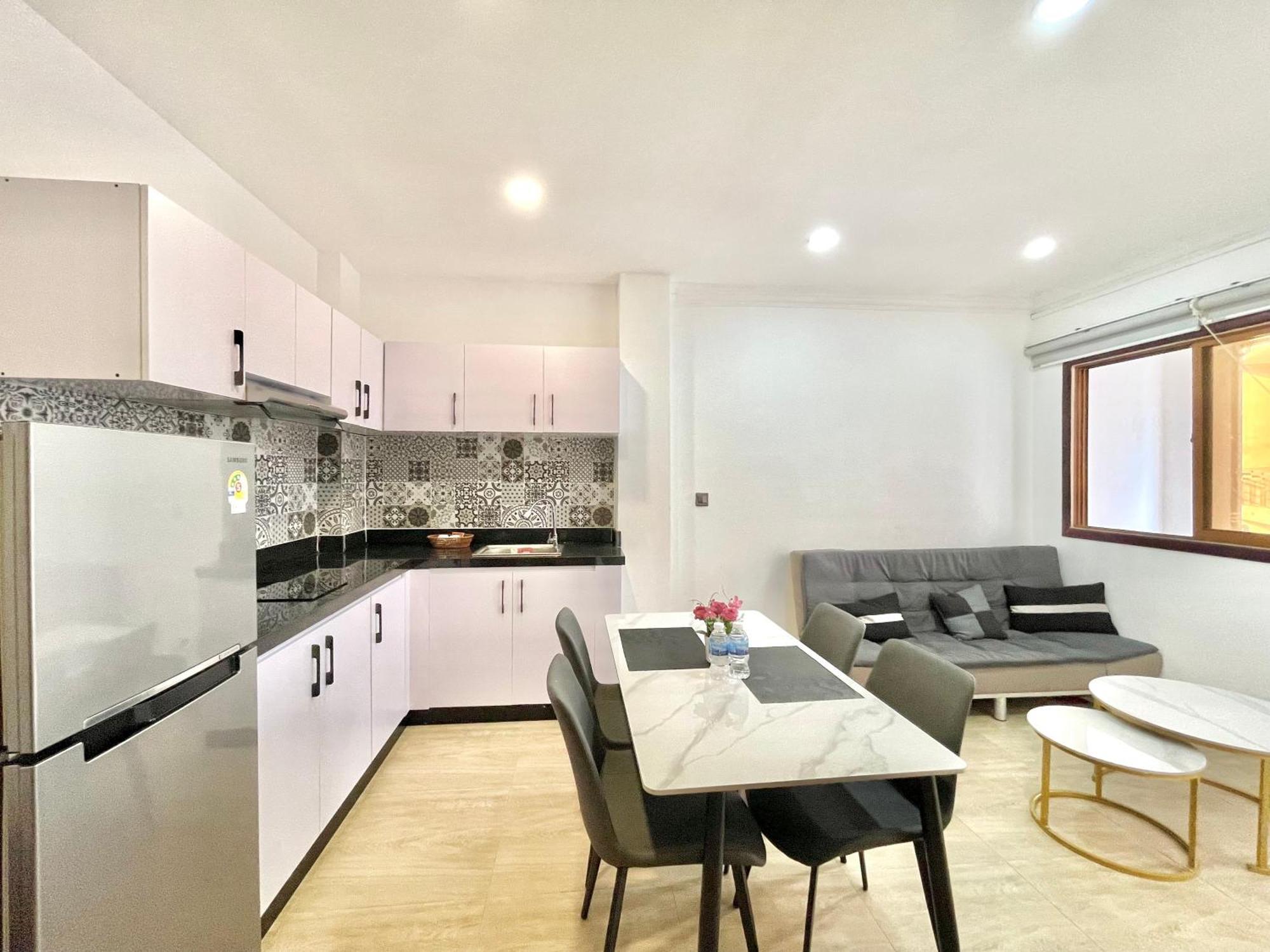 Rs Central Apartments - 200M To Royal Palace Phnom Penh Exterior foto